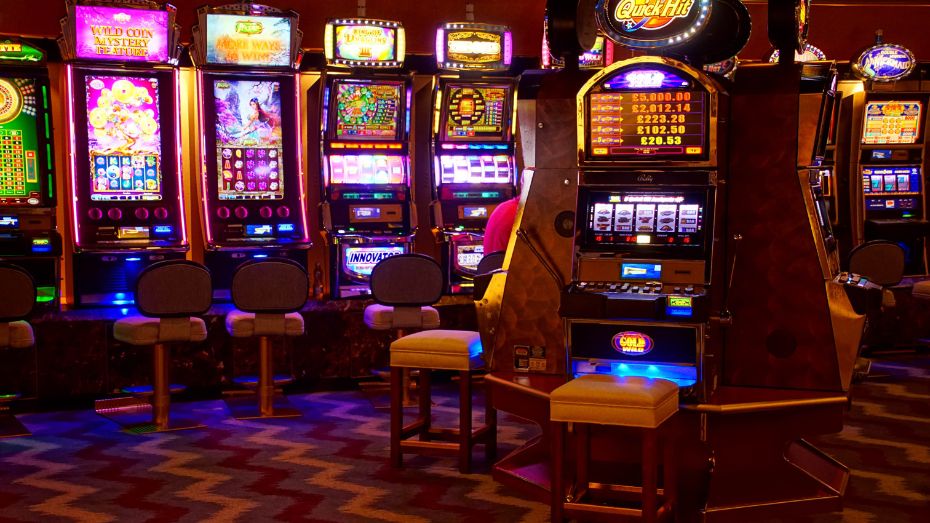 Guide to Playing Slot Games
